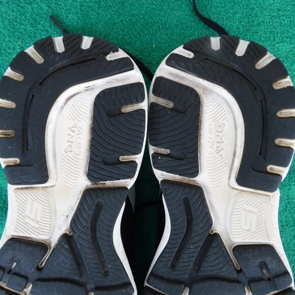 BROOKS GHOST 15 WOMENS SIZE 8 SHOES medium (B) - Picture 13 of 15